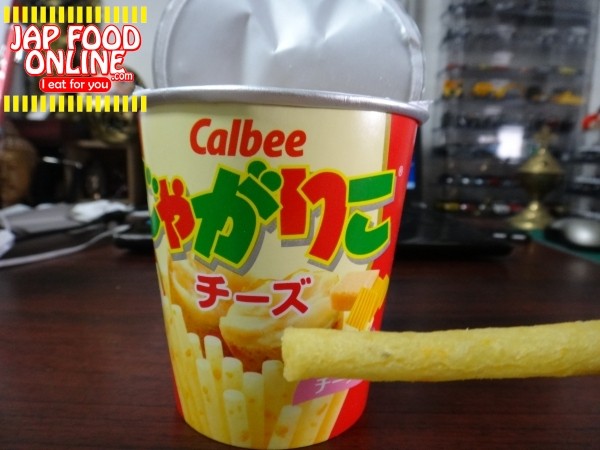 JAGARIKO, fried potato stick is unique crunchy feeling and taste with granulate cheese (11)