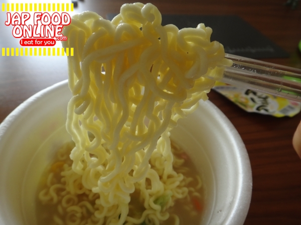 Chanpon, ramen noodle wiht full of vegitable. [Myojo Kodawari no ippin Chanpon] (1)